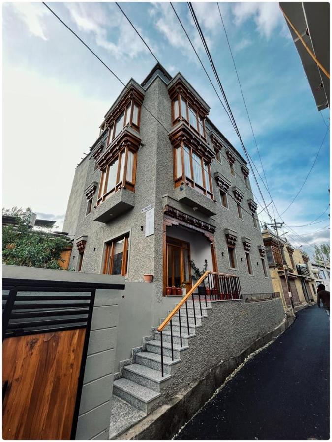 ホテル Maple House Ladakh レー エクステリア 写真